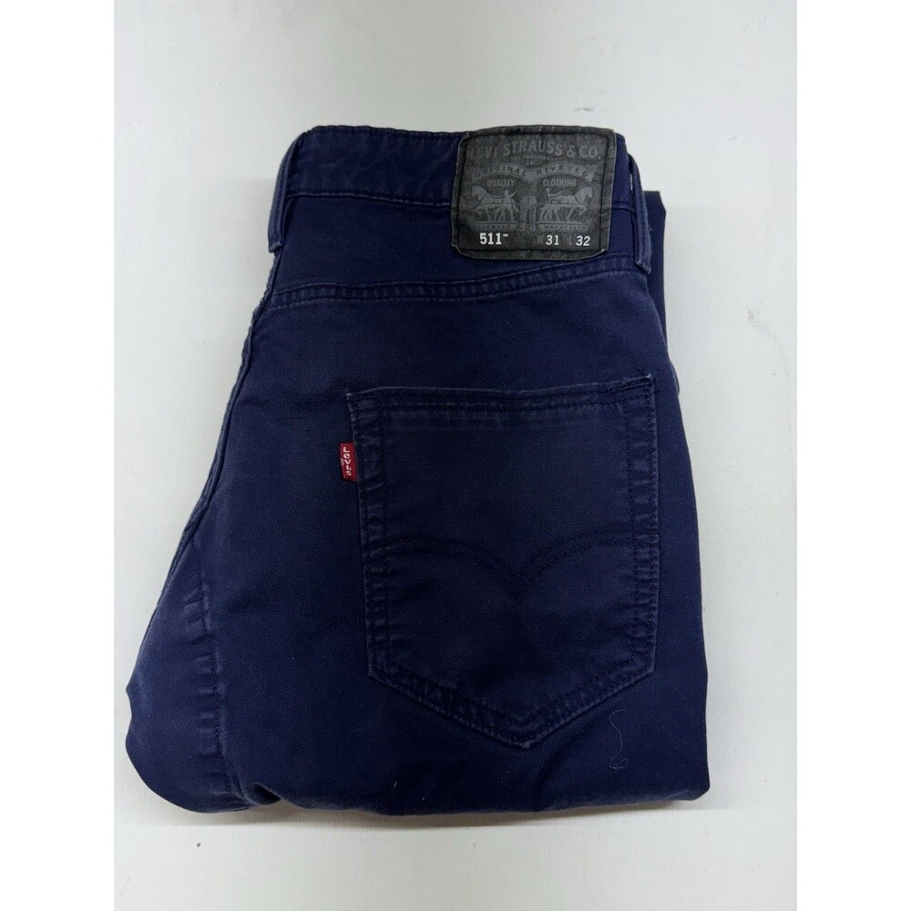 Levi's 511 Mens Chino Pants Navy Blue Measures 30x31 Slim Fit All Seasons